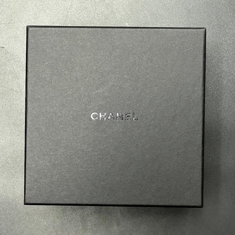 ❌ SOLD ❌ CHANEL GMT Automatic Unisex J12 Ceramic Watch 41mm Matt Black Calibre - Picture 6 of 15